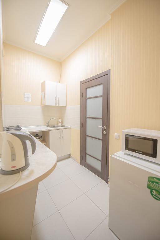 Studio Ember At Maidan Konstytutsii Kharkov Ngoại thất bức ảnh